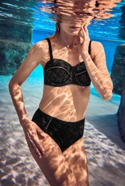 Amoena Bikini-Hose Palma -Unterwäsche Verkäufe 2024 Amoena Bikinihose Palma PTY 71645 schwarz 04 1280x1280 1