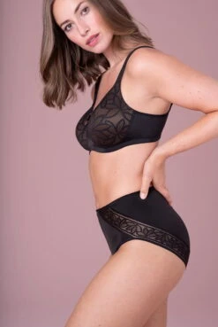 Rosa Faia Taillenslip+ Selena 9 Rosa Faia Taillenslip+ Selena -Unterwäsche Verkäufe 2024 Rosa Faia Taillenslip Selena 1374 001 schwarz 03 1280x1280