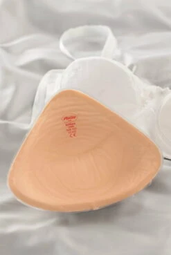 Brustprothese Softback 8 Brustprothese Softback -Unterwäsche Verkäufe 2024 an 1050x haut 5723x 1280x1280